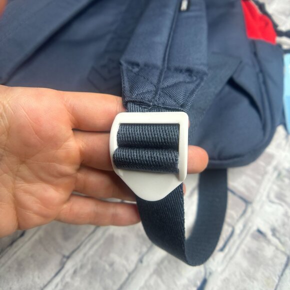 NWT Converse All Star Boys Varsity Backpack Laptop Sleeve ONE SIZE (Navy/Red) - Picture 13 of 15